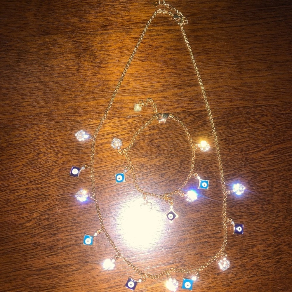Necklace and bracelet evil eye set